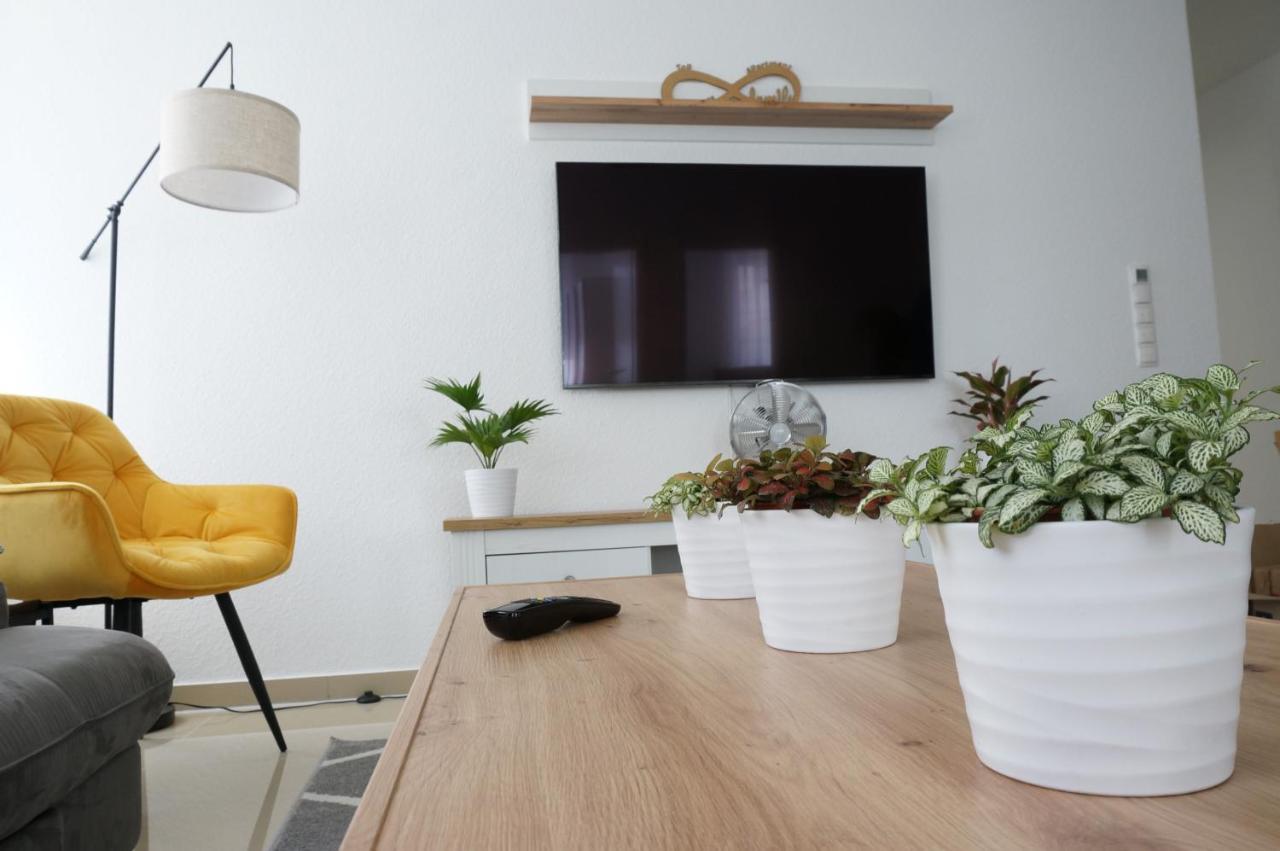 Mein Apartment Flowers Mit Kamin, Bis 10 Personen Frankenthal  Eksteriør billede