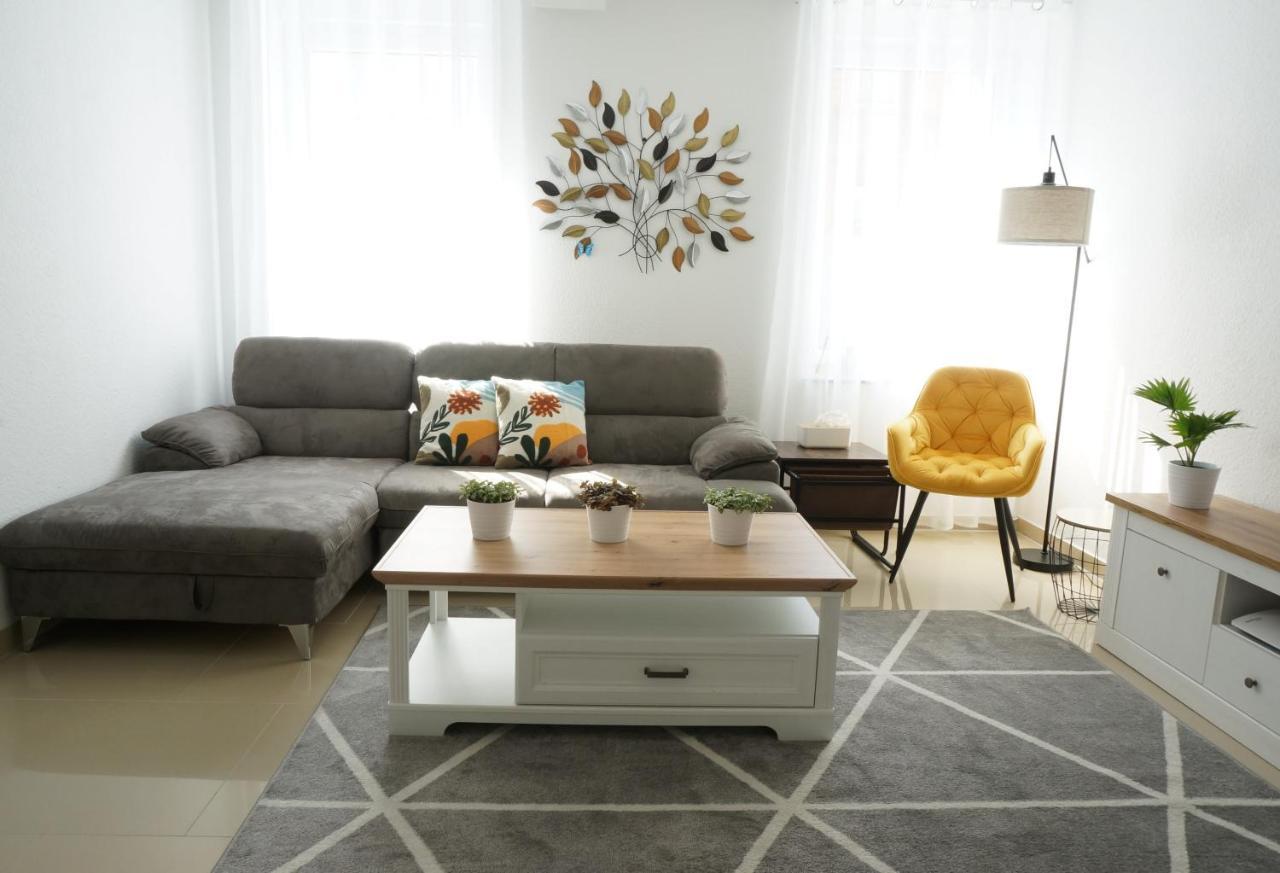 Mein Apartment Flowers Mit Kamin, Bis 10 Personen Frankenthal  Eksteriør billede