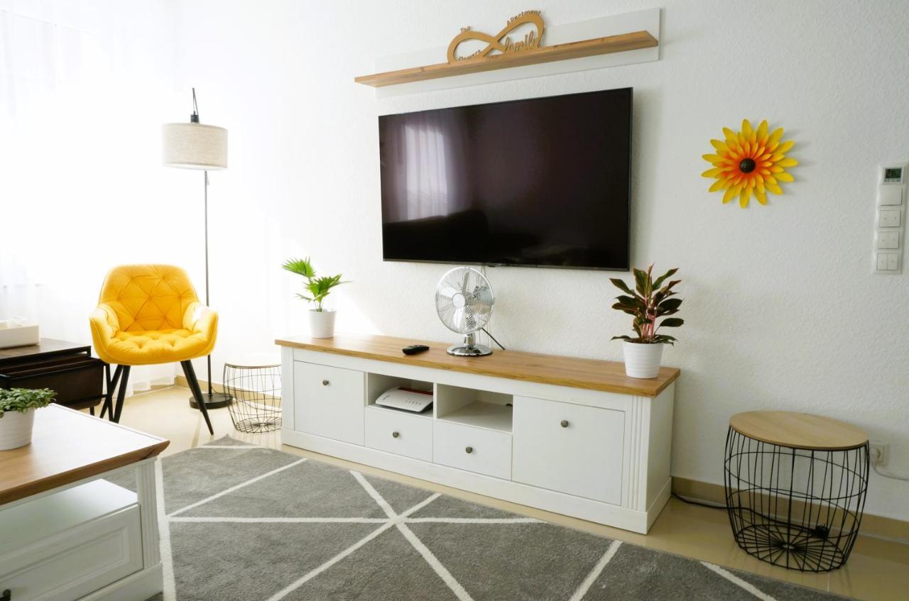 Mein Apartment Flowers Mit Kamin, Bis 10 Personen Frankenthal  Eksteriør billede
